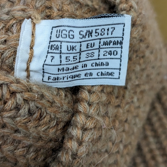 Ugg classic crochet tall chestnut knit boots - Picture 7 of 8